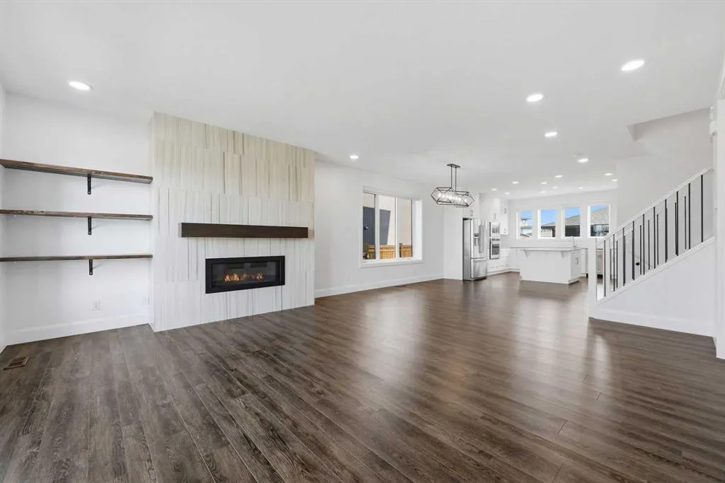 125 South Harmony Drive