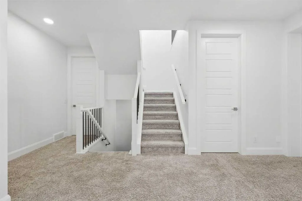 125 South Harmony Drive