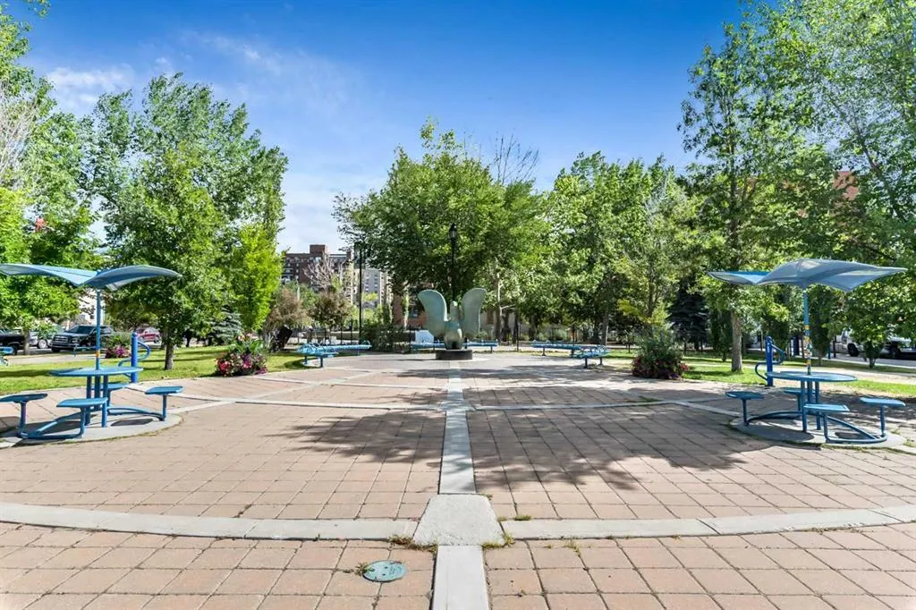 1208 14 Avenue SW #302