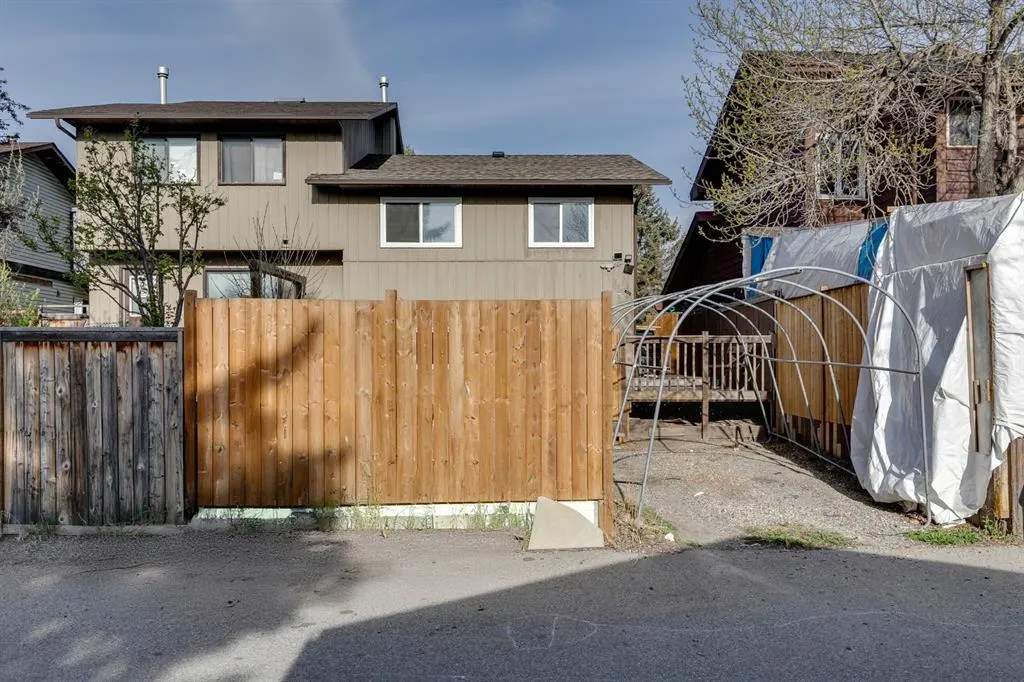 140 Templehill Drive NE