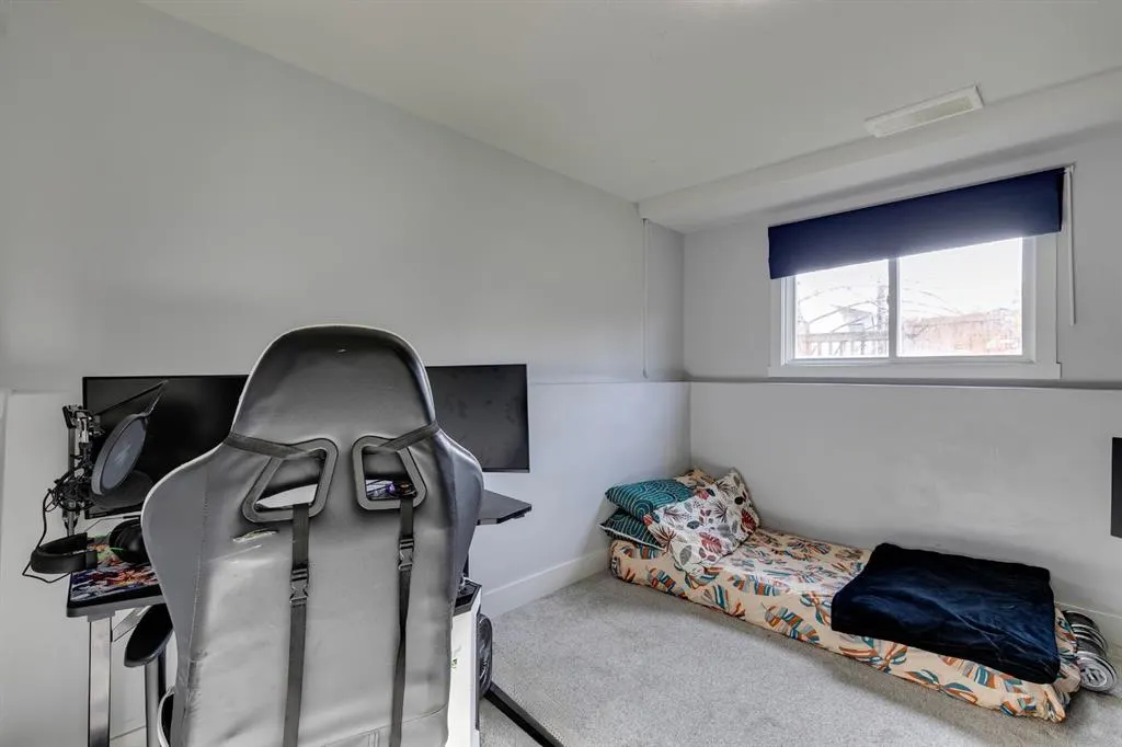140 Templehill Drive NE