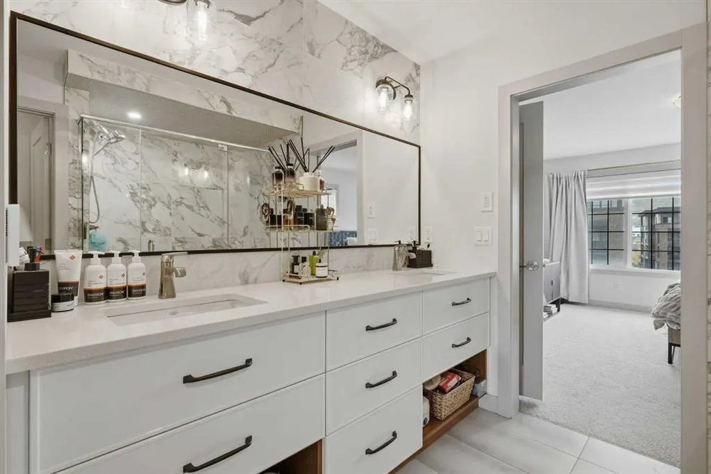 85 Greenbriar Place NW