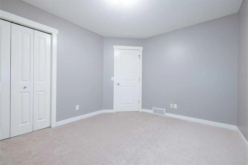 345 Mckenzie Towne Drive SE