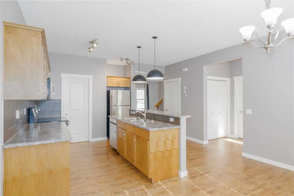345 Mckenzie Towne Drive SE