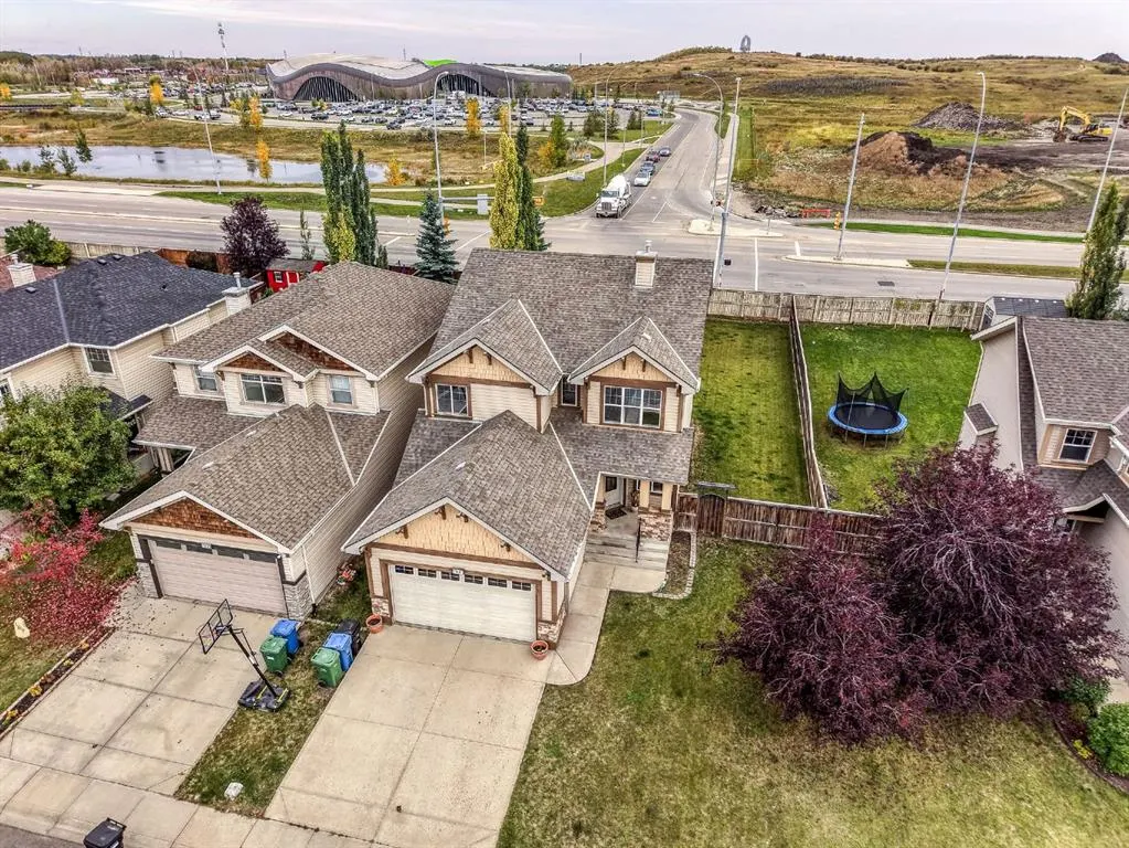 160 Royal Oak Heights NW