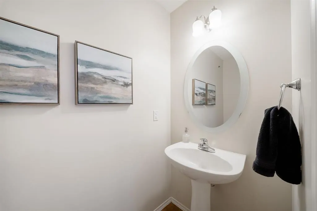 25 Citadel Estates Manor NW