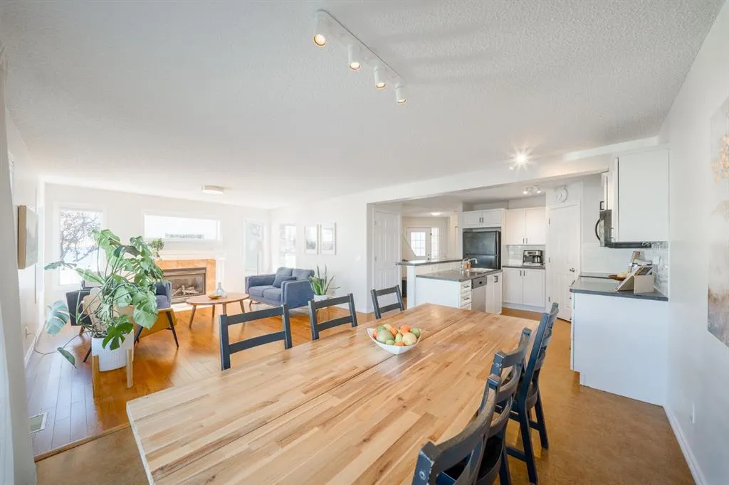 25 Citadel Estates Manor NW