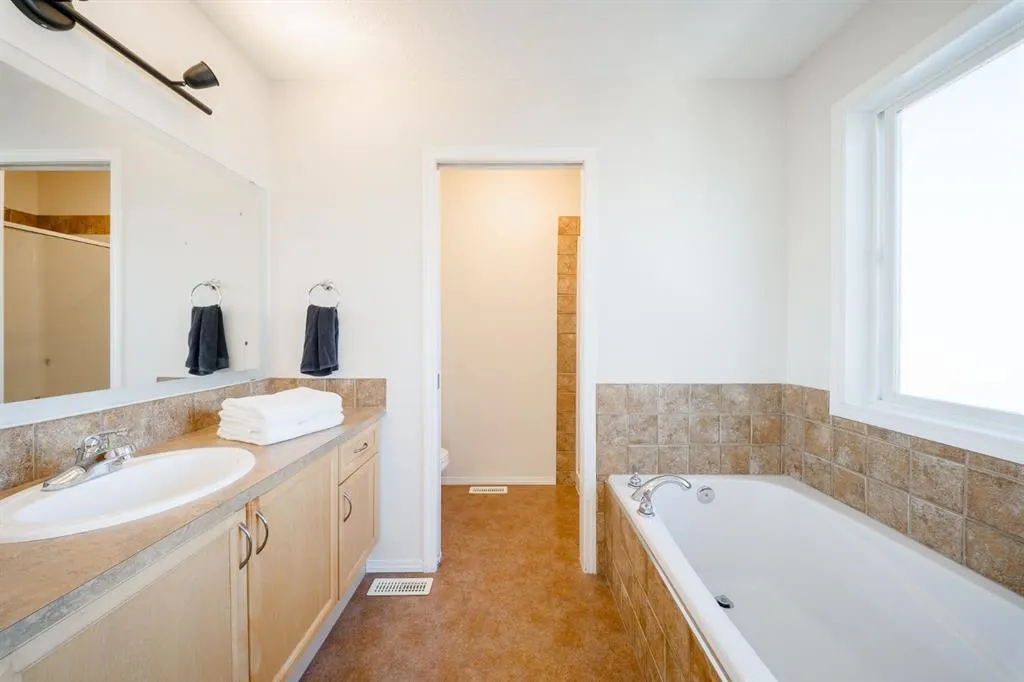 25 Citadel Estates Manor NW