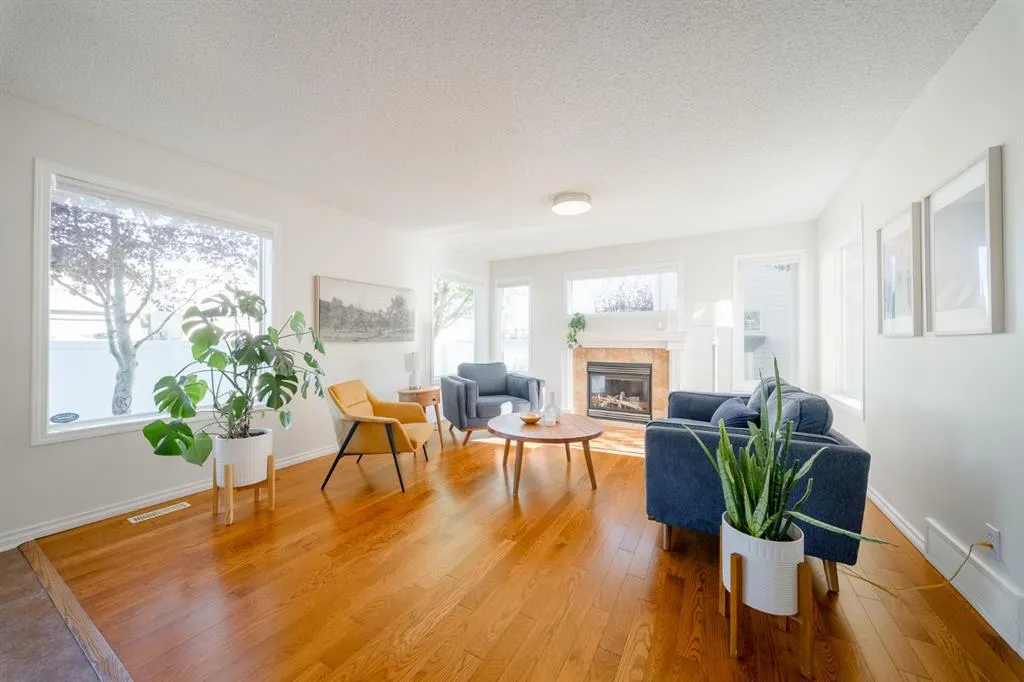 25 Citadel Estates Manor NW