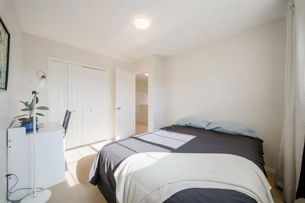 25 Citadel Estates Manor NW