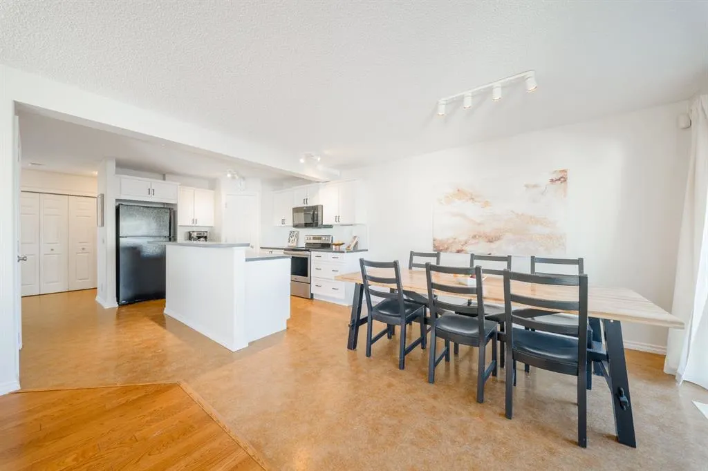 25 Citadel Estates Manor NW