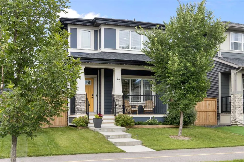 47 Legacy Glen Way SE