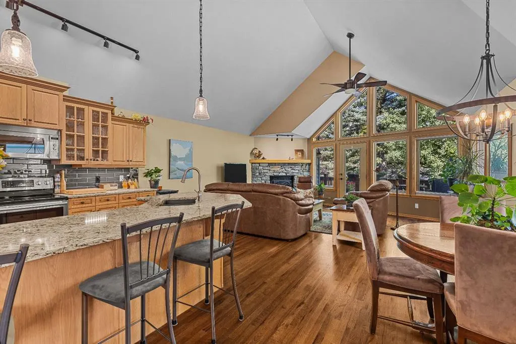 157B Rundle Crescent