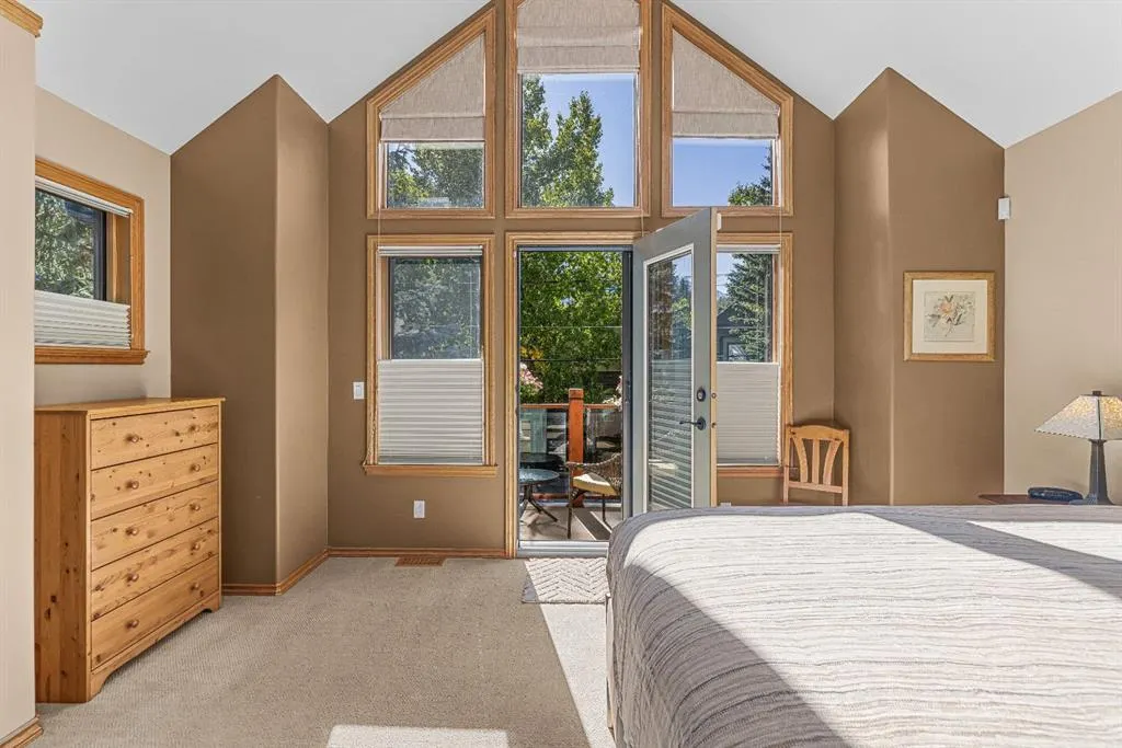 157B Rundle Crescent