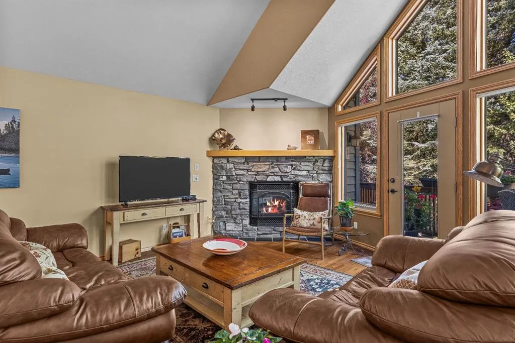 157B Rundle Crescent