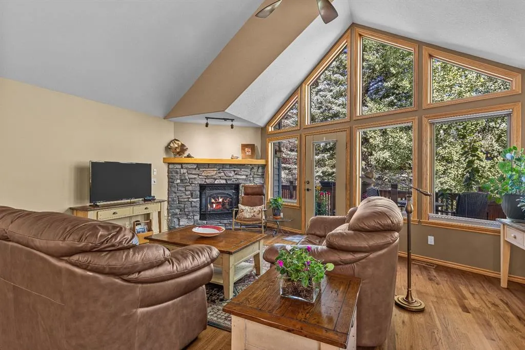 157B Rundle Crescent