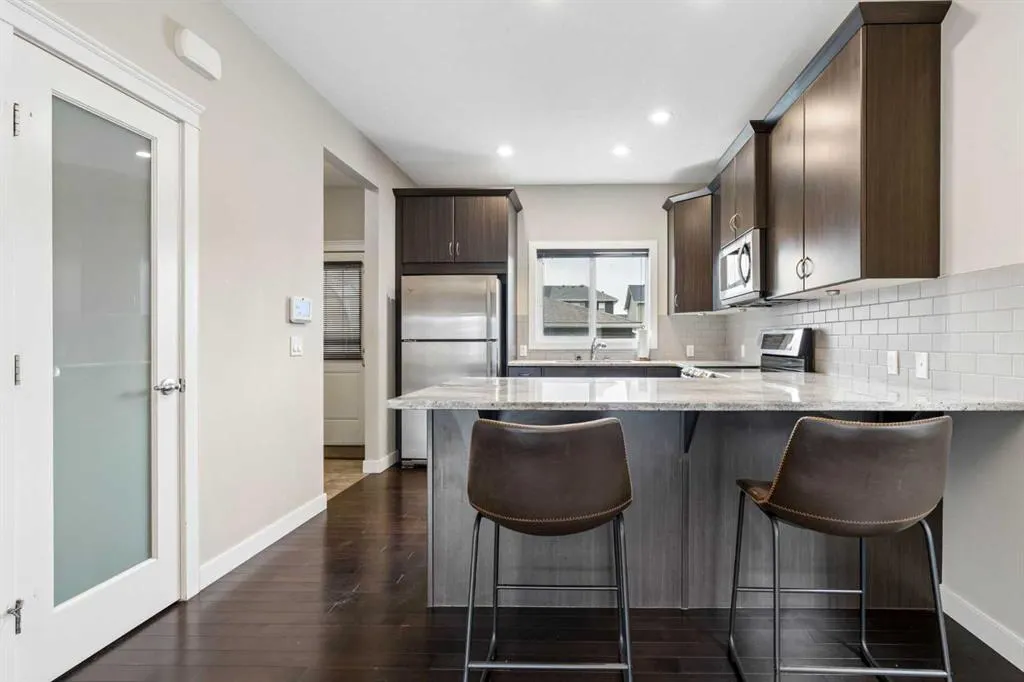 29 Redstone Common NE