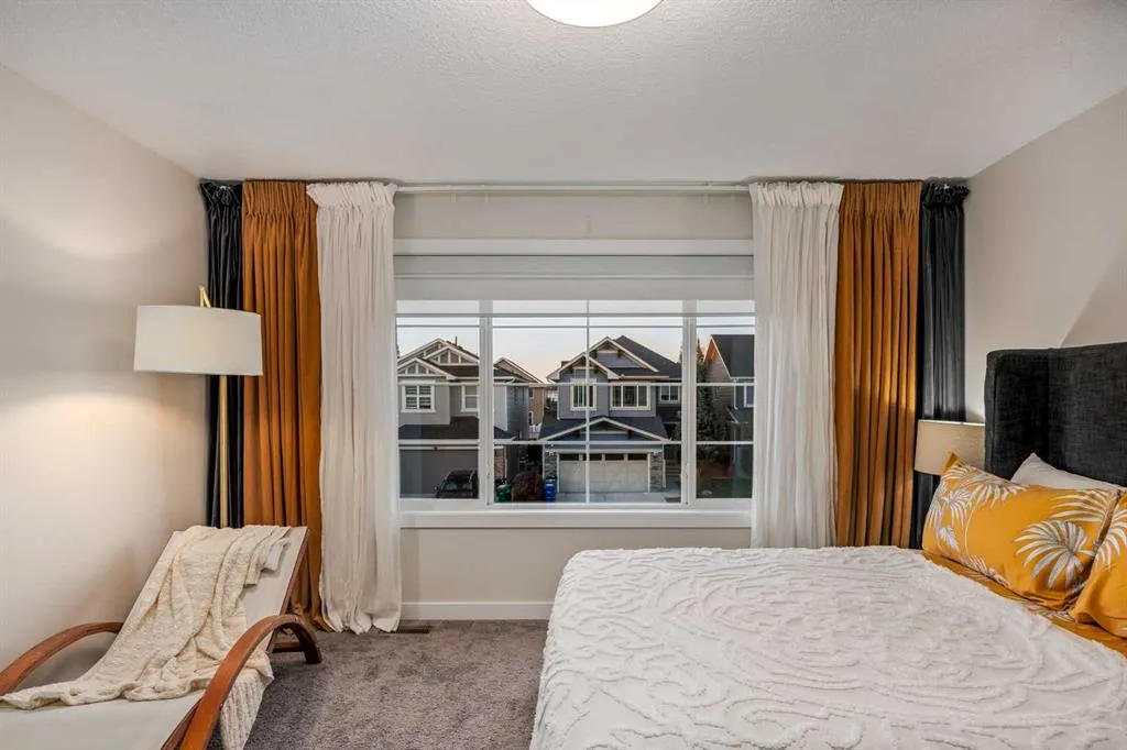 286 Baywater Way SW