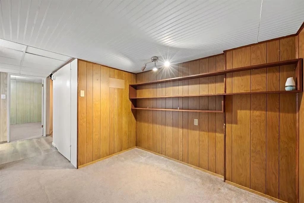1307 Radisson Drive SE