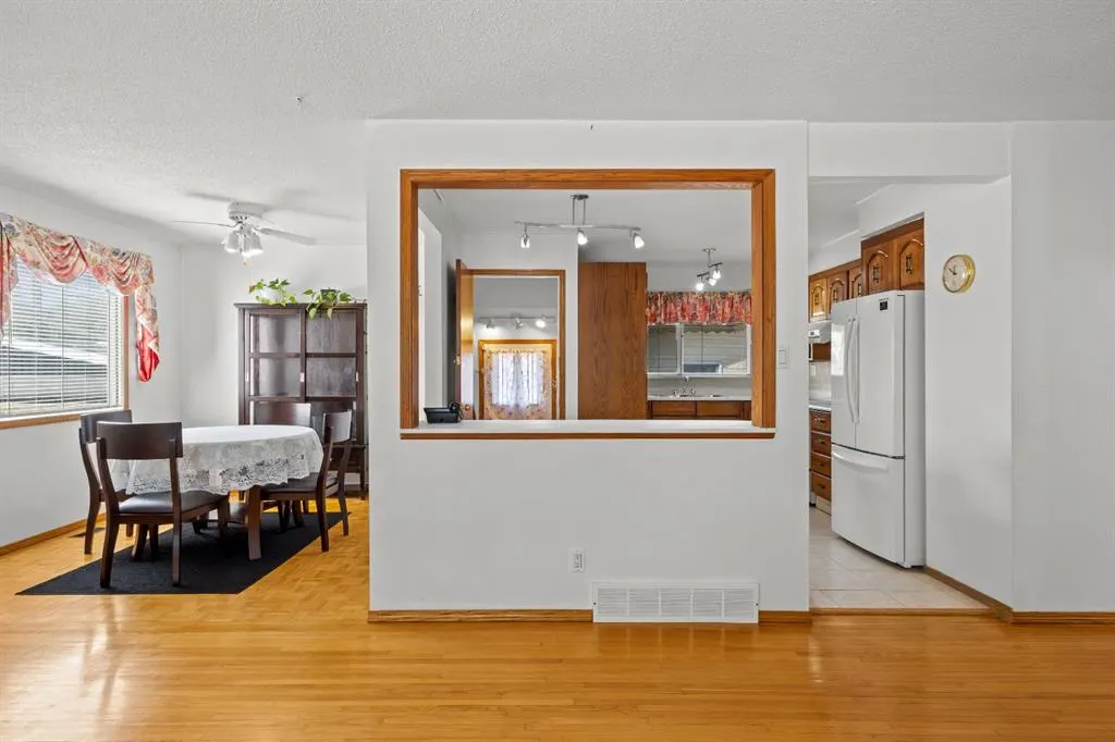 1307 Radisson Drive SE
