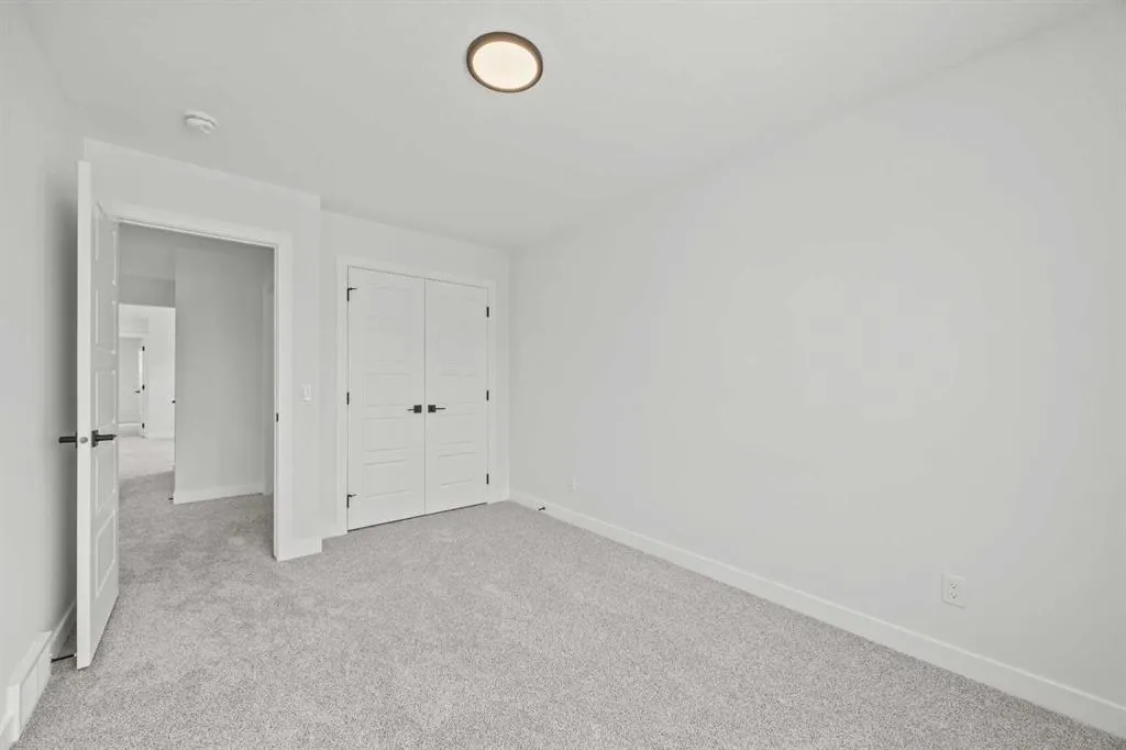37 Sora Gardens SE