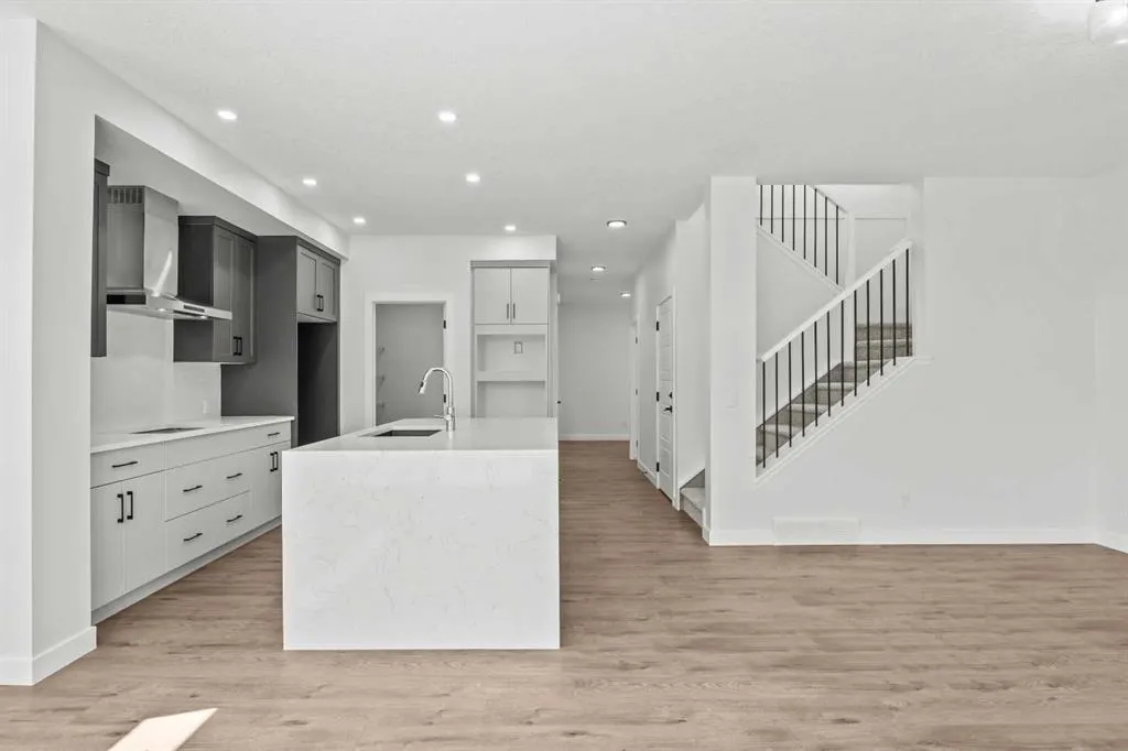 37 Sora Gardens SE