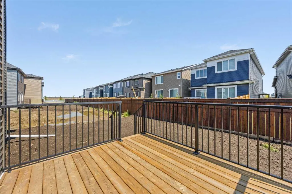 37 Sora Gardens SE