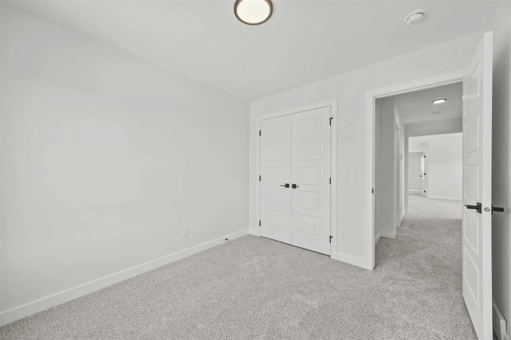 37 Sora Gardens SE