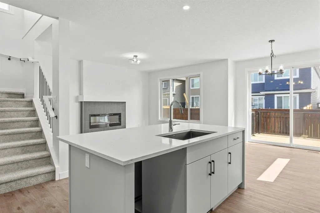 37 Sora Gardens SE