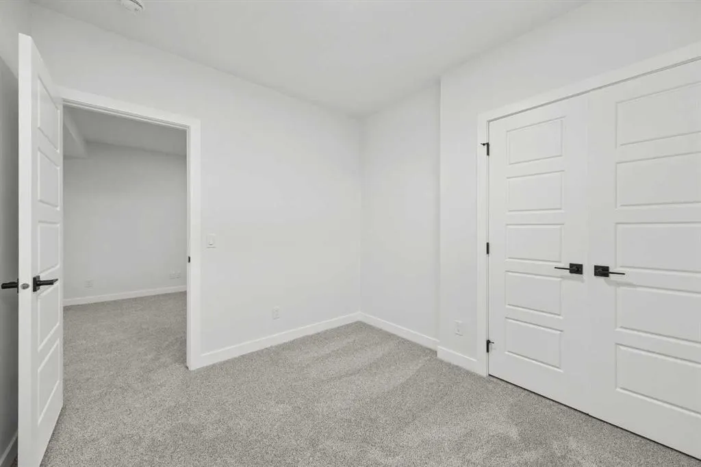 37 Sora Gardens SE