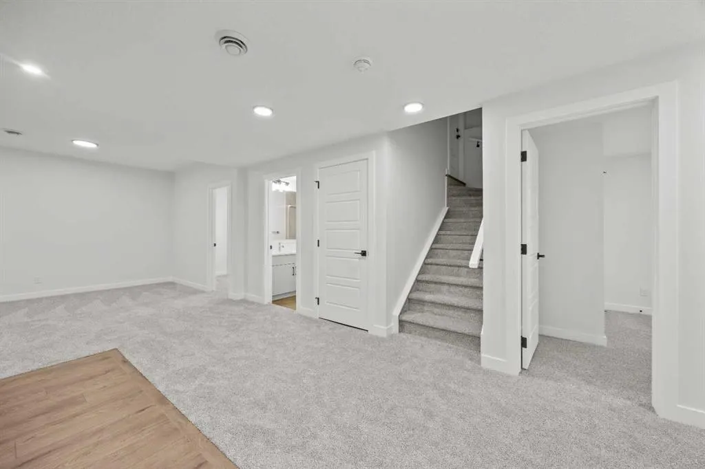 37 Sora Gardens SE