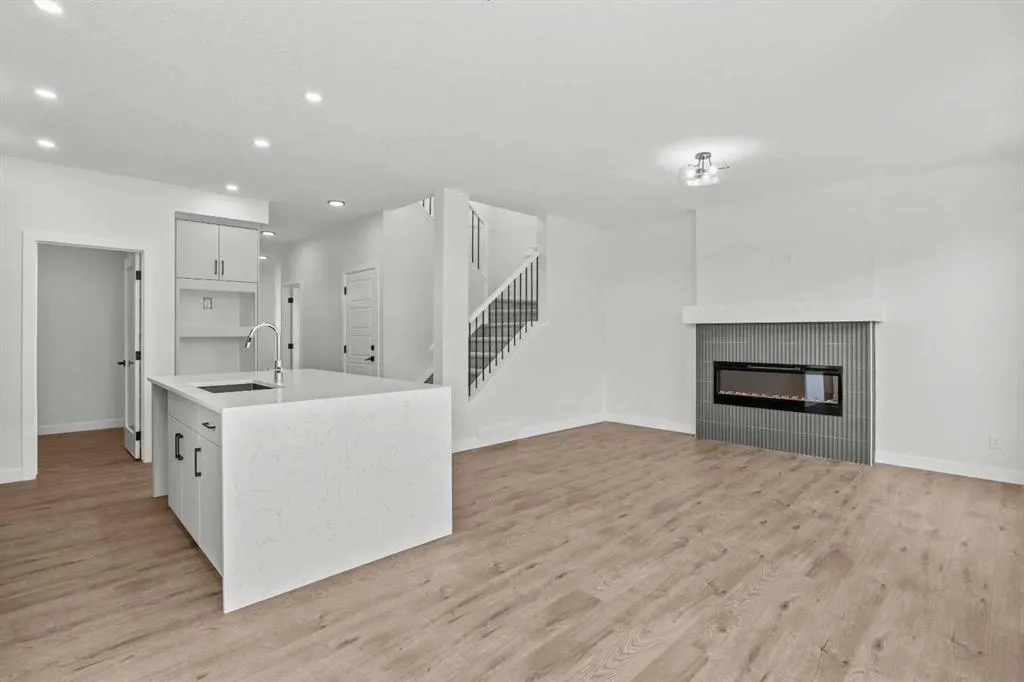 37 Sora Gardens SE