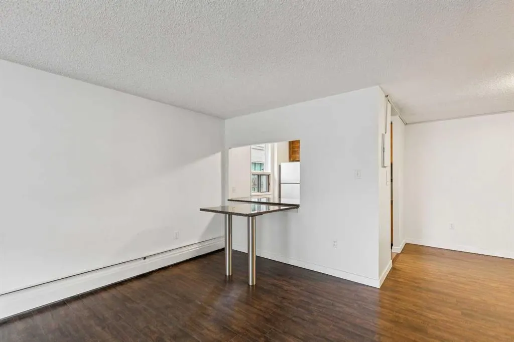 718 12 Avenue SW #306