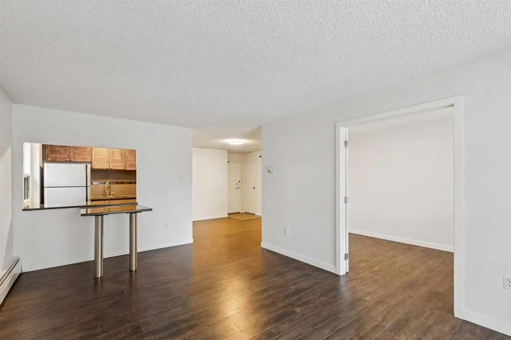 718 12 Avenue SW #306