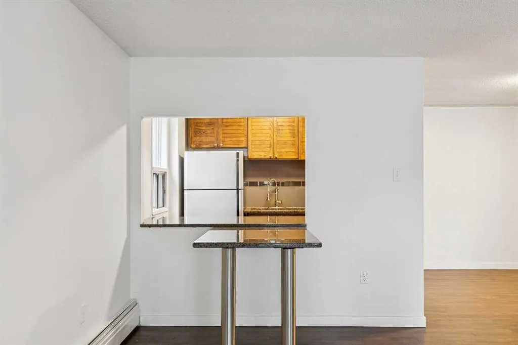 718 12 Avenue SW #306