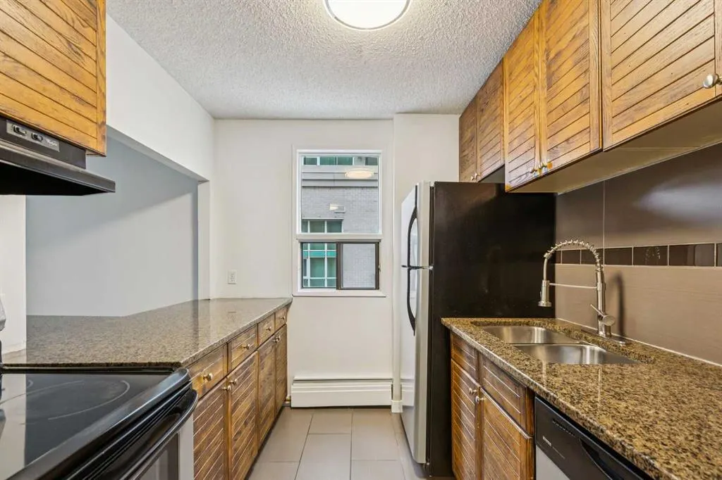 718 12 Avenue SW #306