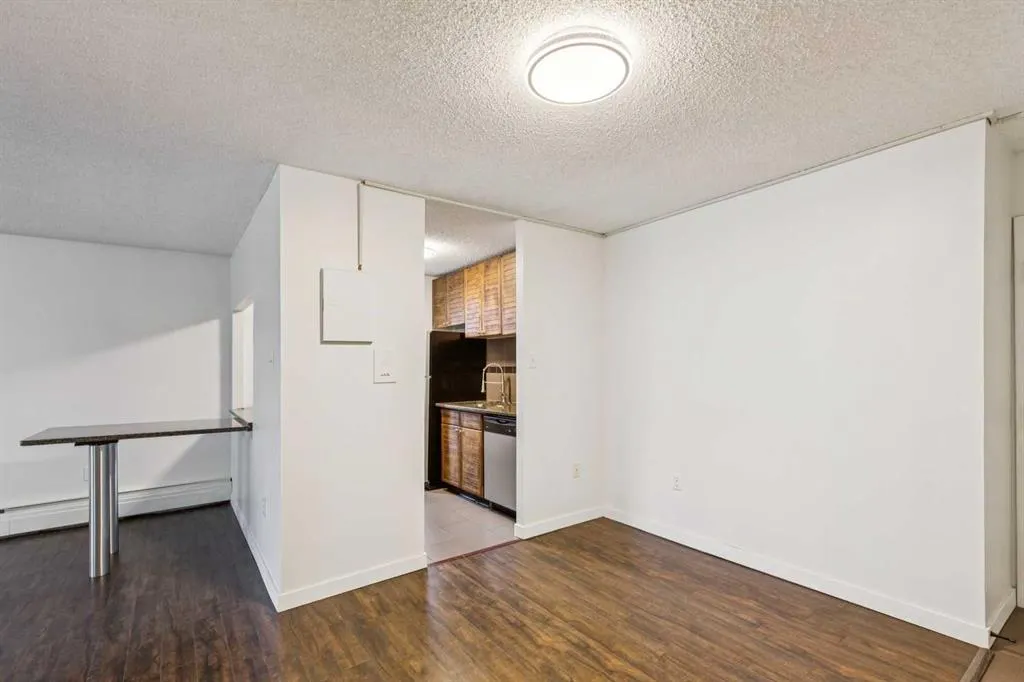 718 12 Avenue SW #306