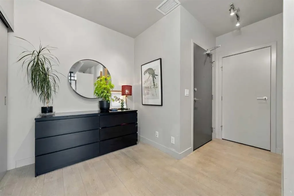 1010 6 Street SW #602