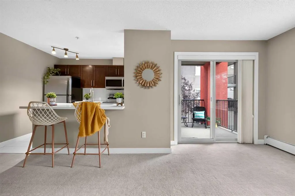 403 Mackenzie Way SW #2206