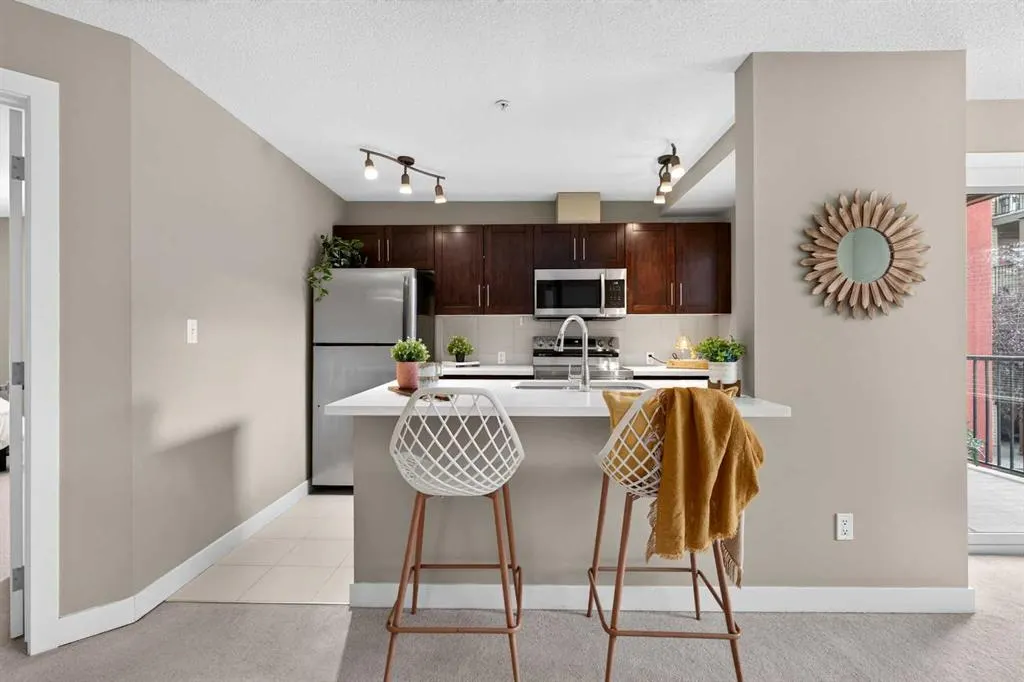 403 Mackenzie Way SW #2206