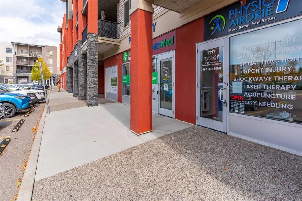 403 Mackenzie Way SW #2206