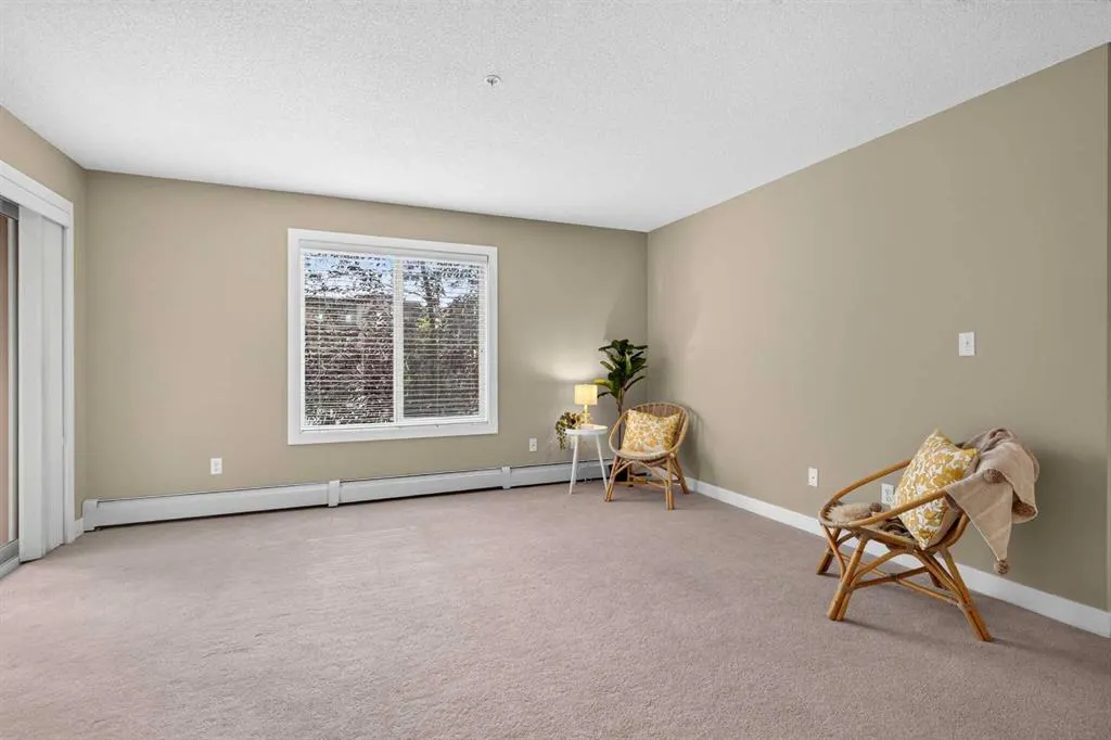 403 Mackenzie Way SW #2206