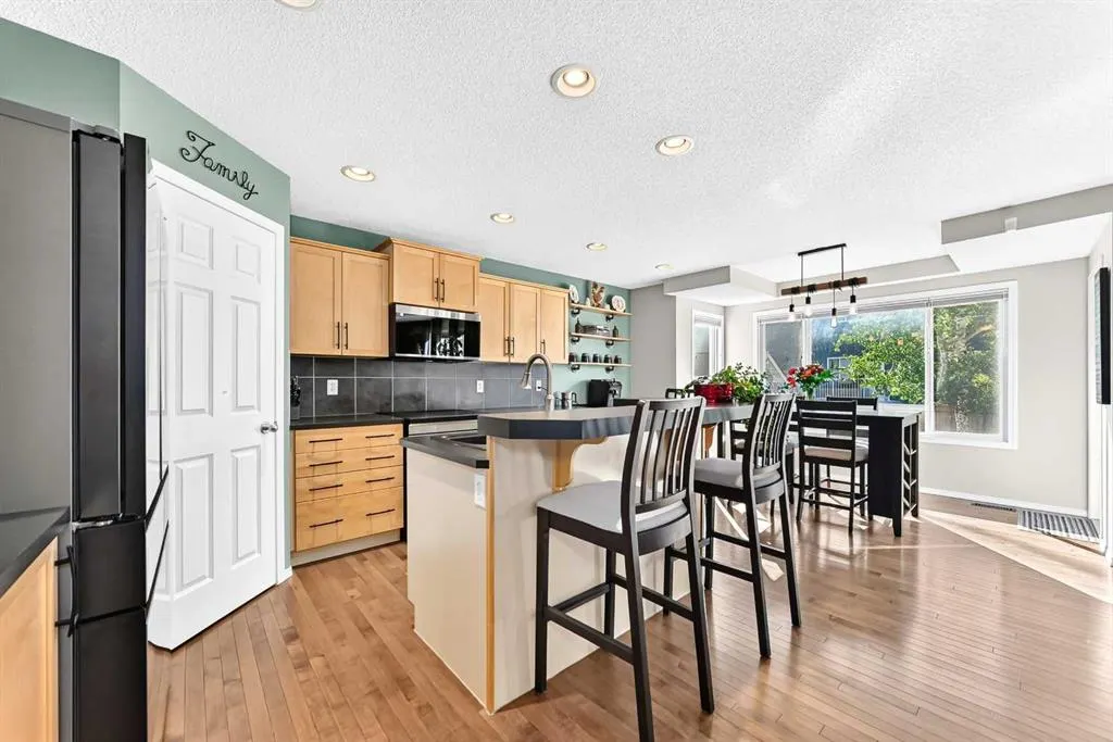 2071 Reunion Boulevard NW