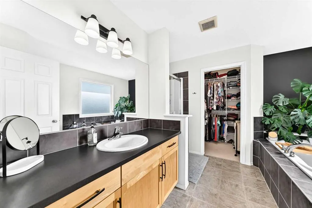 2071 Reunion Boulevard NW
