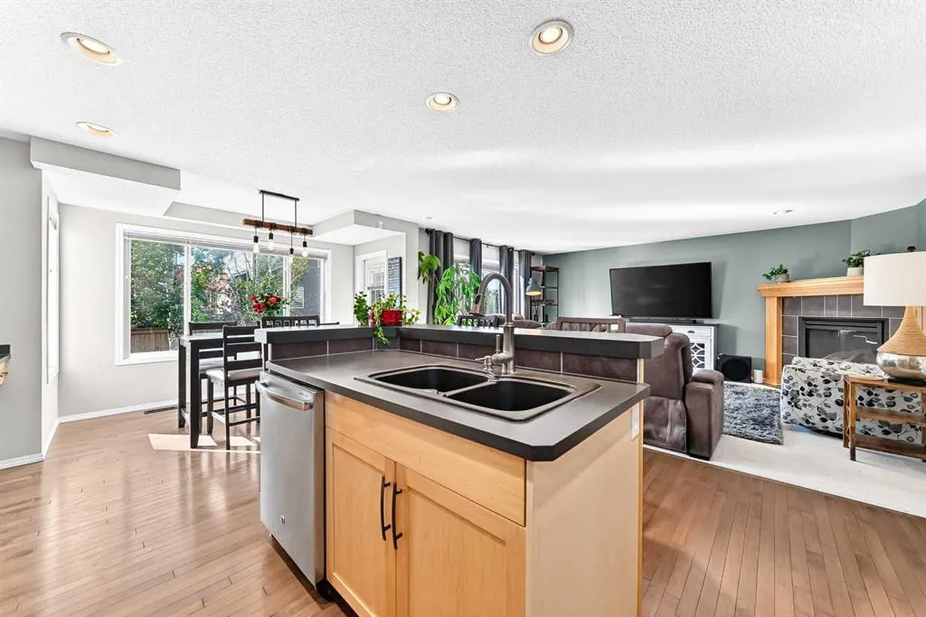 2071 Reunion Boulevard NW