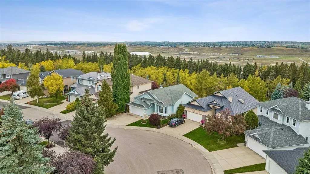 134 Valley Glen Heights NW