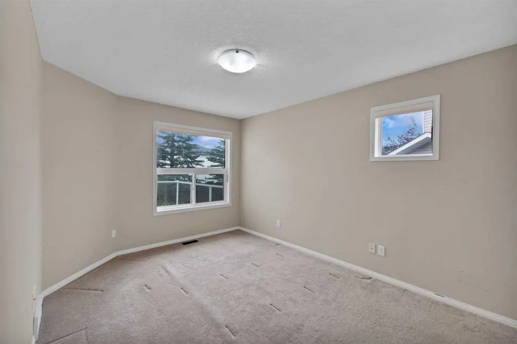 104 Catalina Circle NE