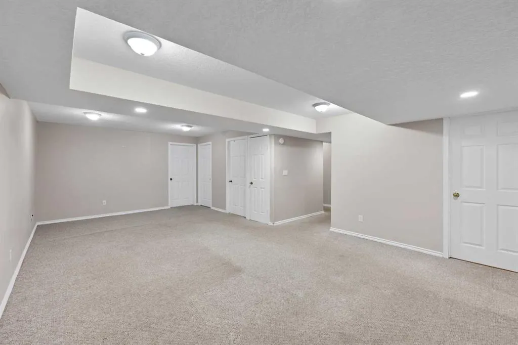104 Catalina Circle NE