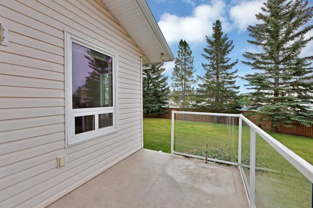 104 Catalina Circle NE