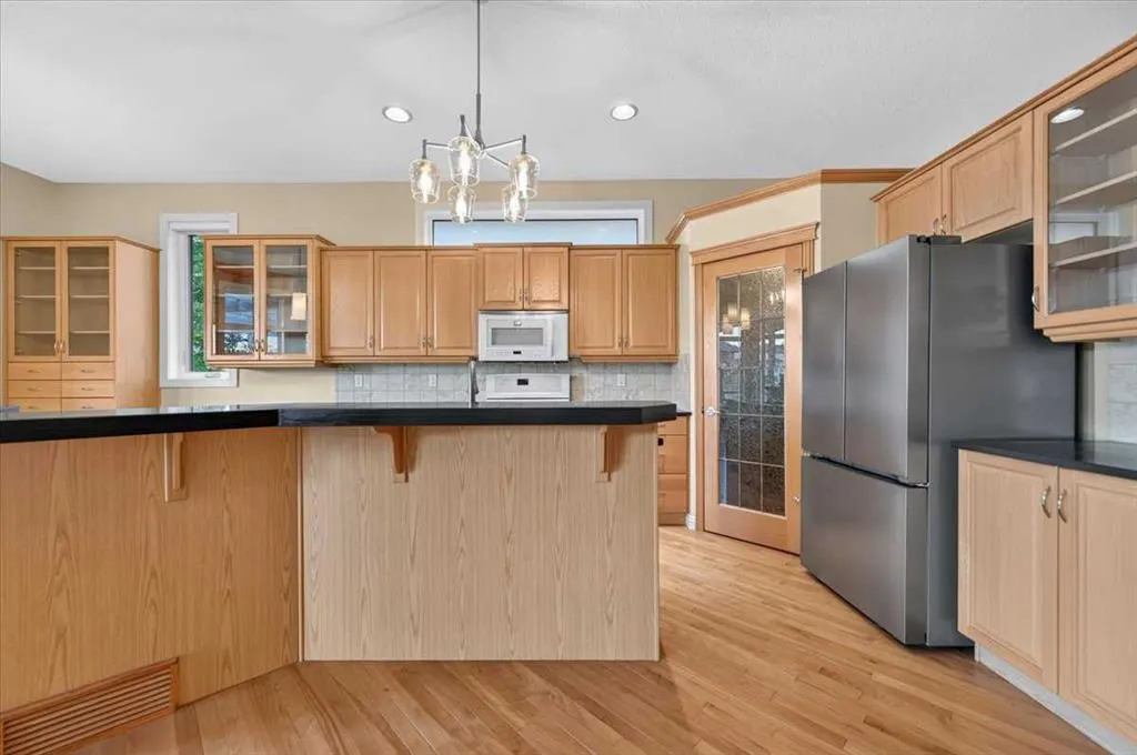 214 Kincora Heights NW